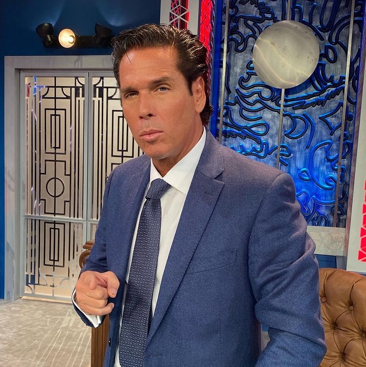 El actor Roberto Palazuelos confesó que quedó fuera de “Dos Mujeres, Un Camino” debido a su adicción a las drogas