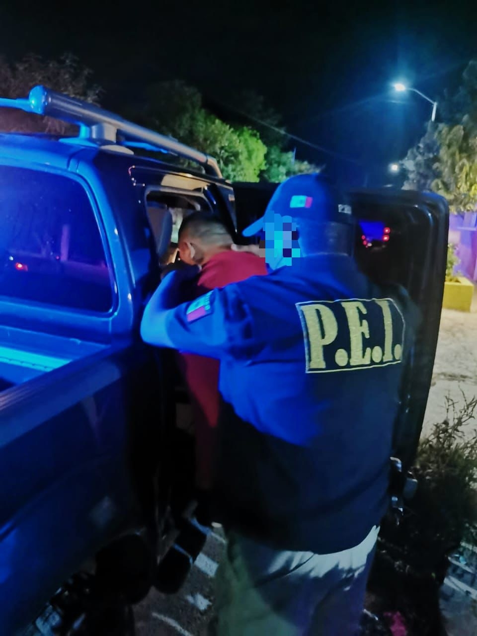 El hombre detenido y llevado por la Policía Estatal de Investigación