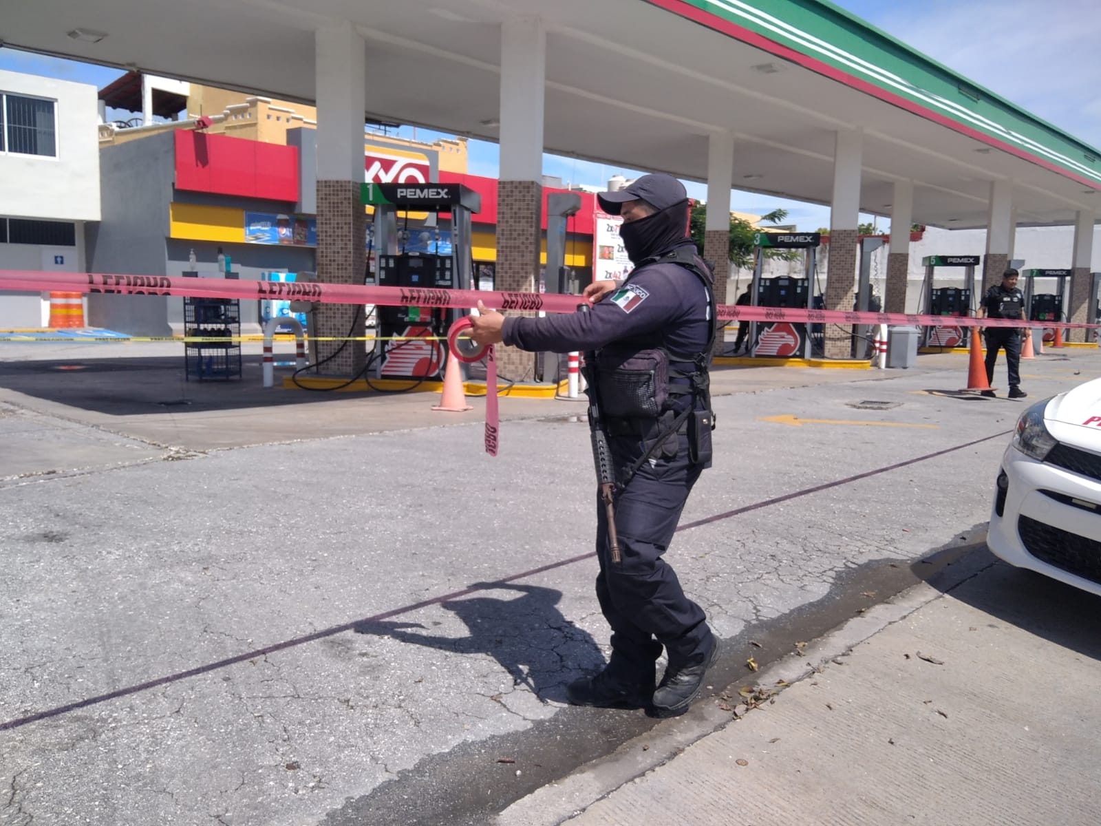 Al sitio llegaron las unidades de Protección Civil,  unidades de la policía Municipal y de la policía estatal