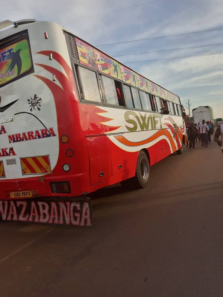 La ciudad de Lungala se encuentra a unos 35 km al oeste de Kampala.