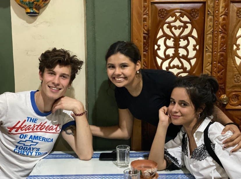 La pareja probó los platillos típicos de la entidad y aprovechó para convivir con sus fans