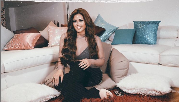 Gomita se mantiene con ayuda profesional para superar el daño causado por su padre, pero el amor también le vendrá bien. Foto: Instagram @gomitaoficial123