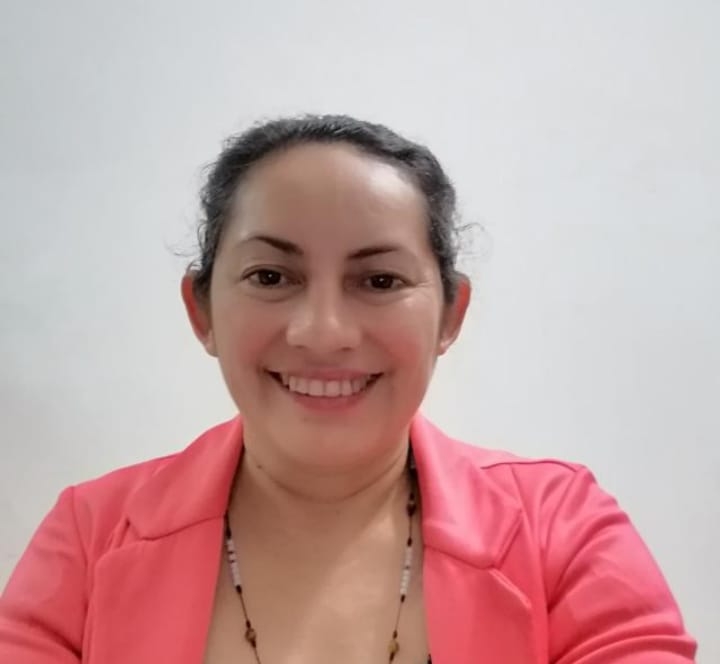 Lirio Guadalupe Suárez Amendola es Licenciada en Administración de Empresas por el Instituto Tecnológico de Campeche Lirio Guadalupe Suárez Amendola es Licenciada en Administración de Empresas por el Instituto Tecnológico de Campeche