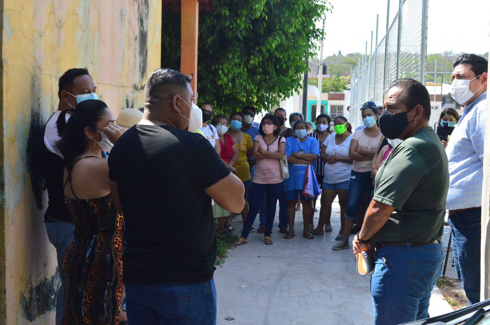 EL 84% de los ciudadanos desconfía de los policías de Campeche, según la Encuesta Nacional de Impacto Gubernamental EL 84% de los ciudadanos desconfía de los policías de Campeche, según la Encuesta Nacional de Impacto Gubernamental