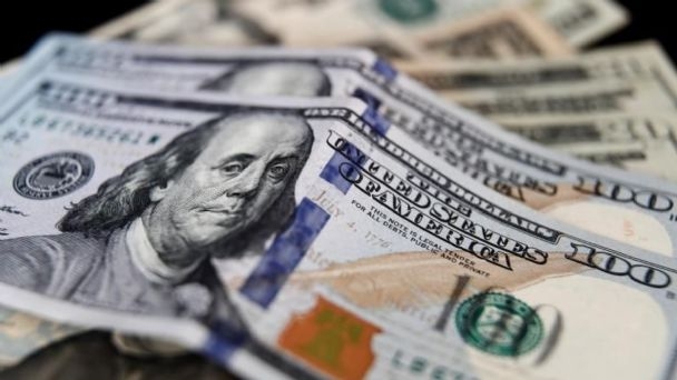 El tipo de cambio promedio del dólar en México es de 20.26 pesos. A la compra se ubica en 20.05 pesos y a la venta en 20.47
