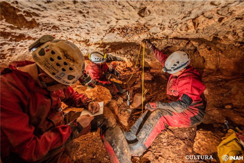 Todos los elementos cerámicos y óseos descubiertos hasta el momento han sido registrados y fueron trasladados al campamento arqueológico de la Zona Arqueológica de Chichén Itzá, para su resguardo