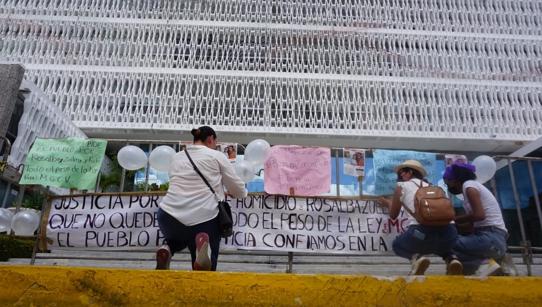 El punto de reunión fue el parque de San Martín; sitio en donde desde las 10 de la mañana empezaron a llegar
