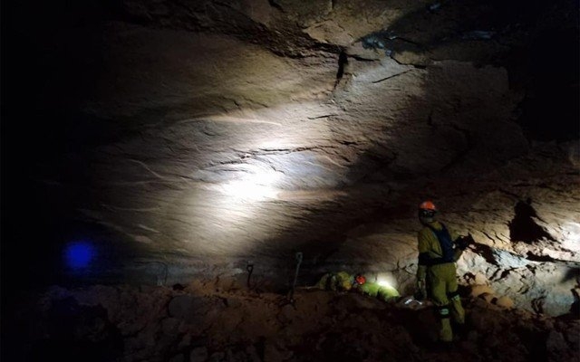 "El techo de la caverna cayó", dejando parte del grupo atrapado expuso uno de los ahí presentes "El techo de la caverna cayó", dejando parte del grupo atrapado expuso uno de los ahí presentes