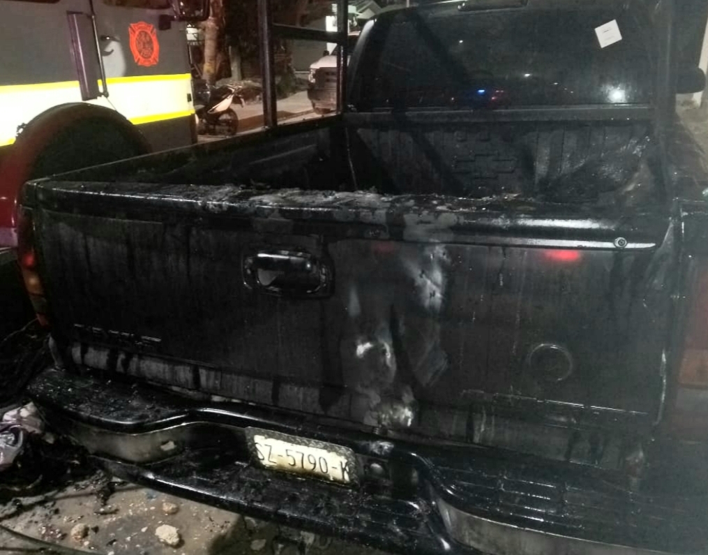Al lugar llegó la policía de Quintana Roo y Ministerial, para realizar los peritajes correspondientes Al lugar llegó la policía de Quintana Roo y Ministerial, para realizar los peritajes correspondientes