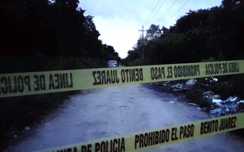 Los vecinos aseguraron que el hombre presentaba signos de violencia, tenía las manos atadas y un balazo en el rostro