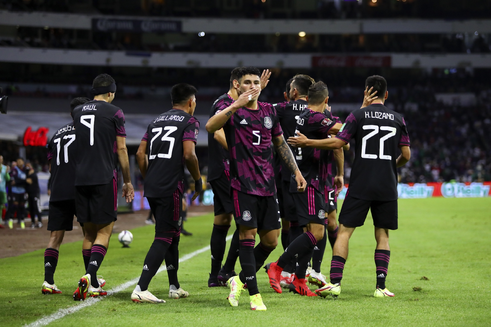 El Tri del quiere seguir pegado con Estados Unidos para pelea el primer lugar y los catrachos anhelan ganar su prime jugar del Octagonal de Concacaf El Tri del quiere seguir pegado con Estados Unidos para pelea el primer lugar y los catrachos anhelan ganar su prime jugar del Octagonal de Concacaf