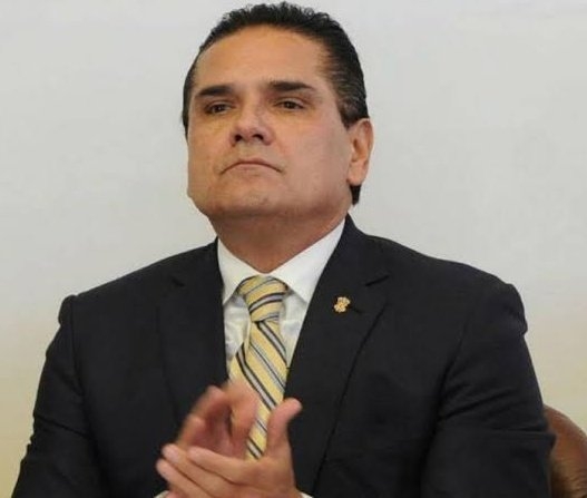 Silvano Aureoles Conejo,  exgobernador de Michoacán