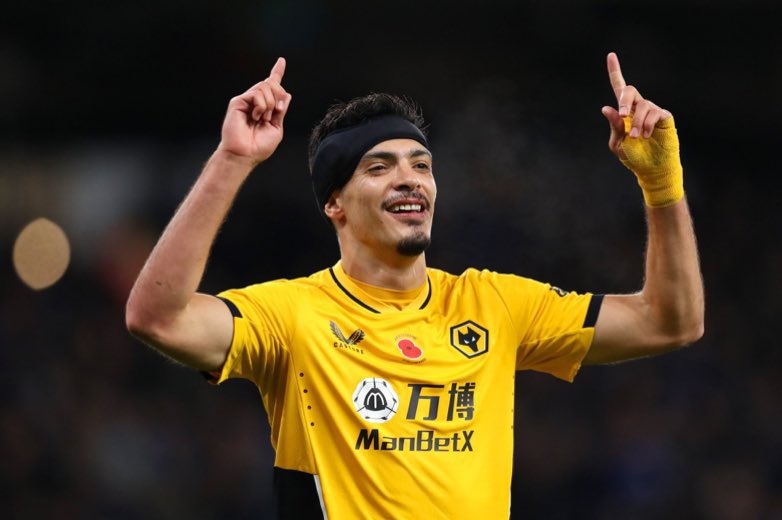 Raúl Jiménez anota golazo en Premier League y llega a 50 goles con los Wolves Raúl Jiménez anota golazo en Premier League y llega a 50 goles con los Wolves