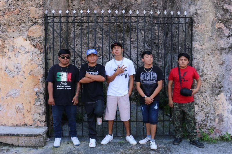 El joven músico de Espita, junto con su colectivo, desarrolló un videoclip acorde al mes de los muertos en la entidad