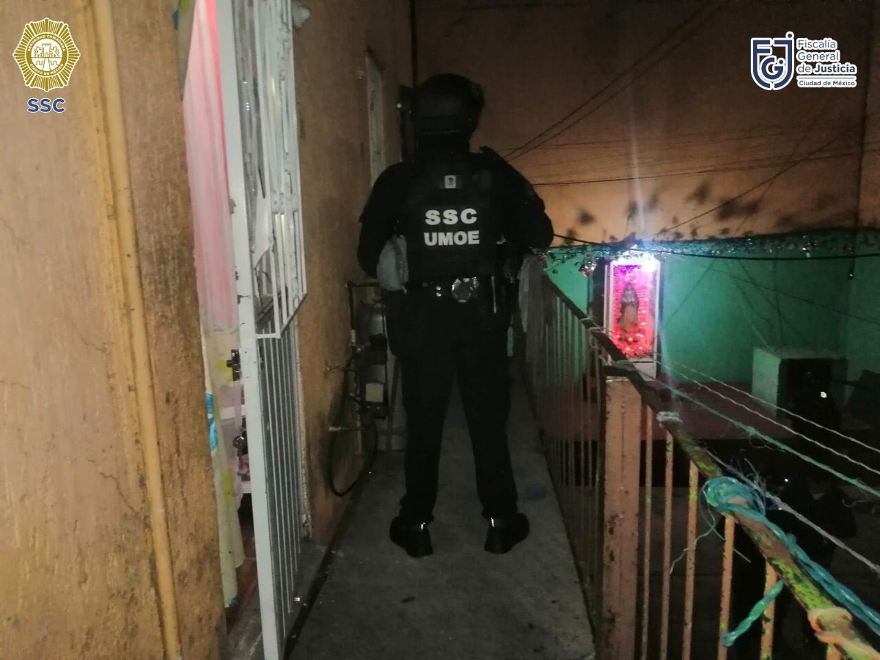 En el inmueble localizado en la calle Pintores, se desplegó un operativo de los uniformados de la SSC En el inmueble localizado en la calle Pintores, se desplegó un operativo de los uniformados de la SSC