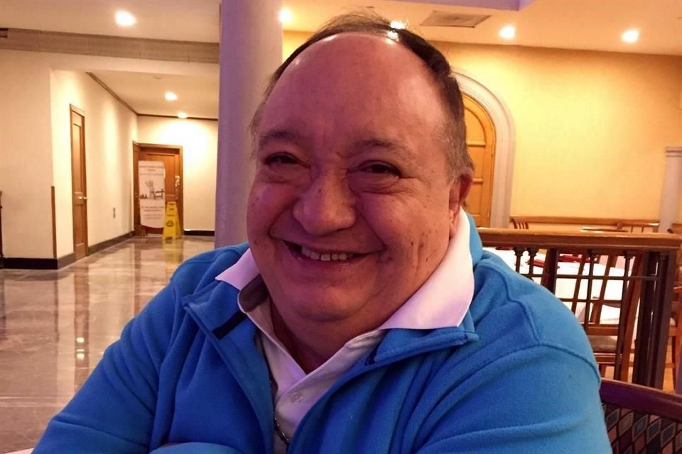 Luis de Alba desmiente su propia muerte tras difundirse una noticia falsa a través de redes sociales