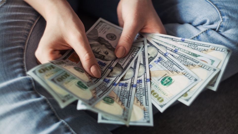 El dólar superó los 20 pesos en este primer día de marzo del 2022, según la casa de cambio del aeropuerto de Cancún El dólar superó los 20 pesos en este primer día de marzo del 2022, según la casa de cambio del aeropuerto de Cancún