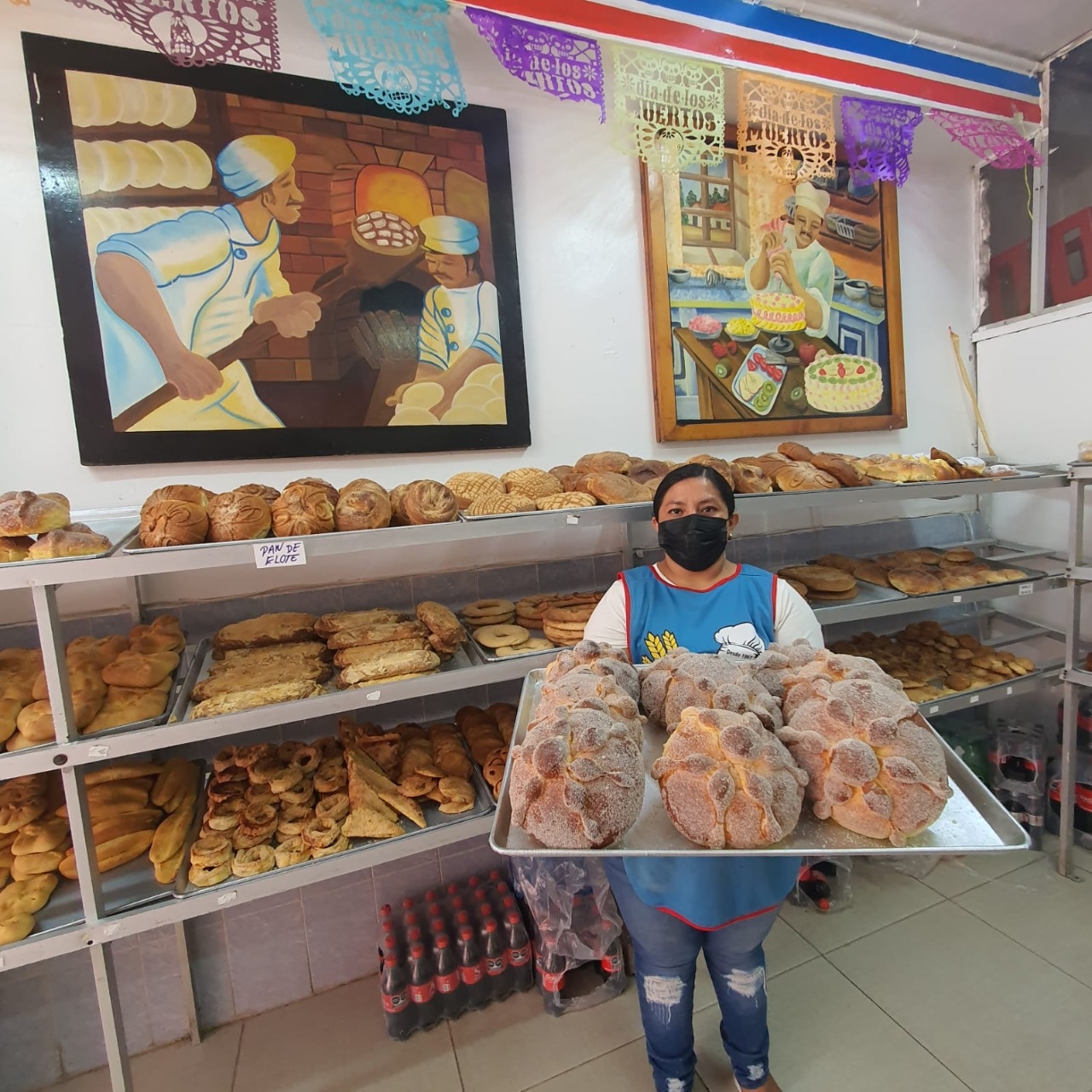 La Panificadora “El Buen Samaritano” sigue conservando la receta traída de Mérida, aunque la creatividad y sazón propia de los actuales panaderos le da su toque personal. La Panificadora “El Buen Samaritano” sigue conservando la receta traída de Mérida, aunque la creatividad y sazón propia de los actuales panaderos le da su toque personal.
