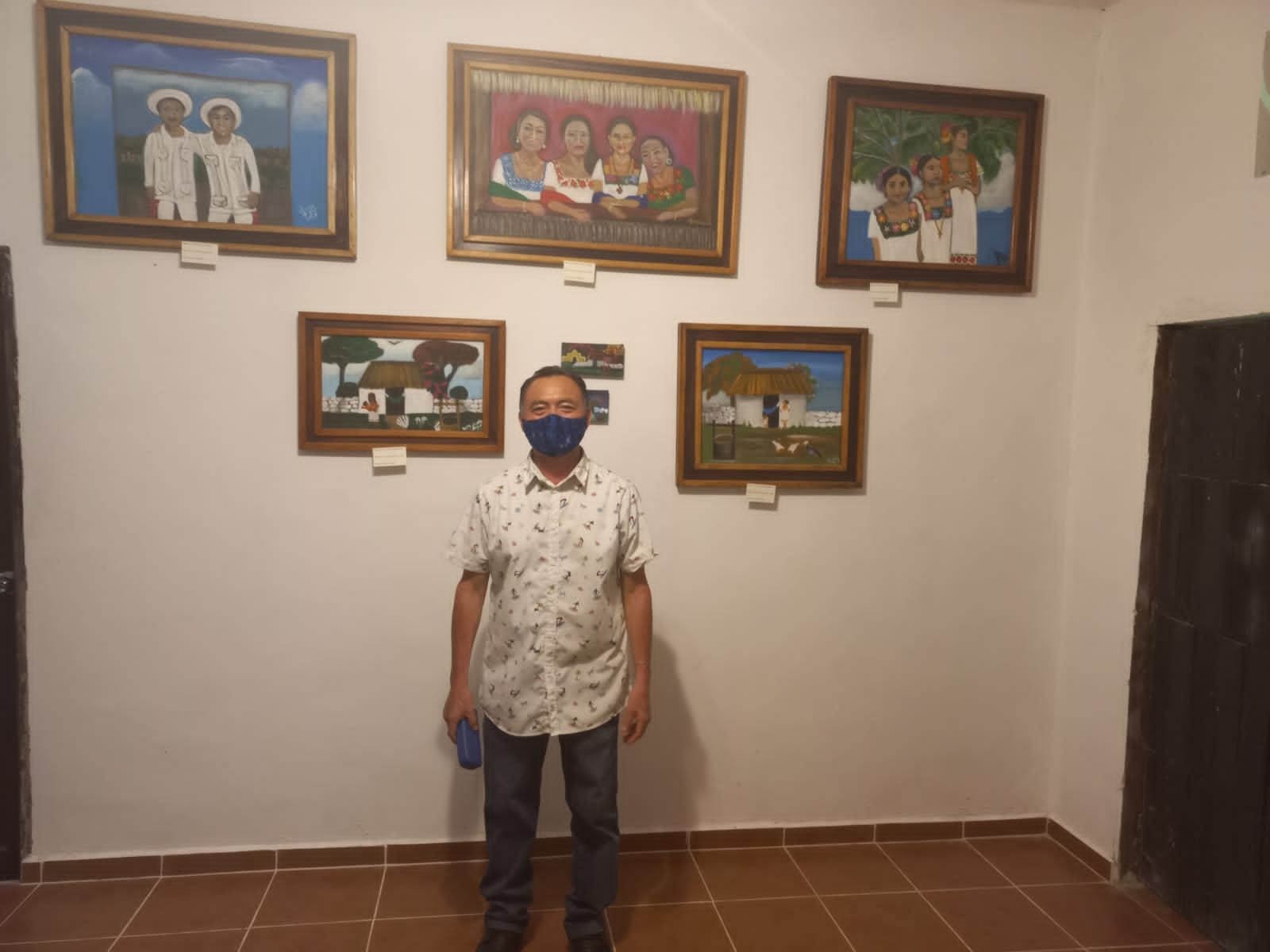 El artista Jesús Ángel Dzib May cumplió el sueño de dar a conocer sus obras en una galería de arte
