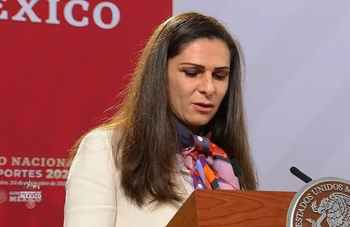 Ana Guevara vuelve a meterse con los atletas mexicanos