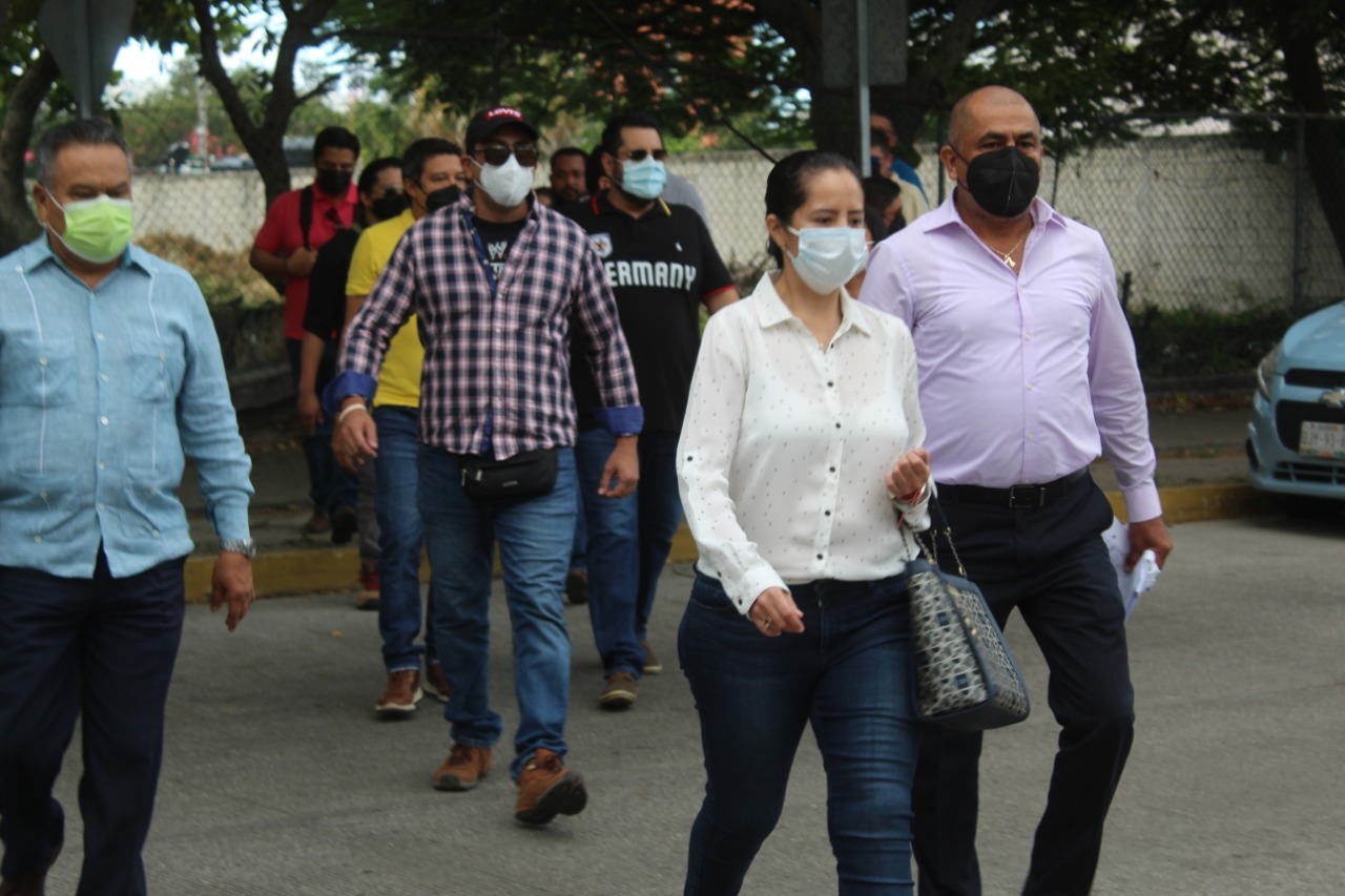 Rosalinda Saldevilla Ollervides contenderá por la Planilla Celeste a la Secretaría General de la Sección 42 del STPRM Rosalinda Saldevilla Ollervides contenderá por la Planilla Celeste a la Secretaría General de la Sección 42 del STPRM