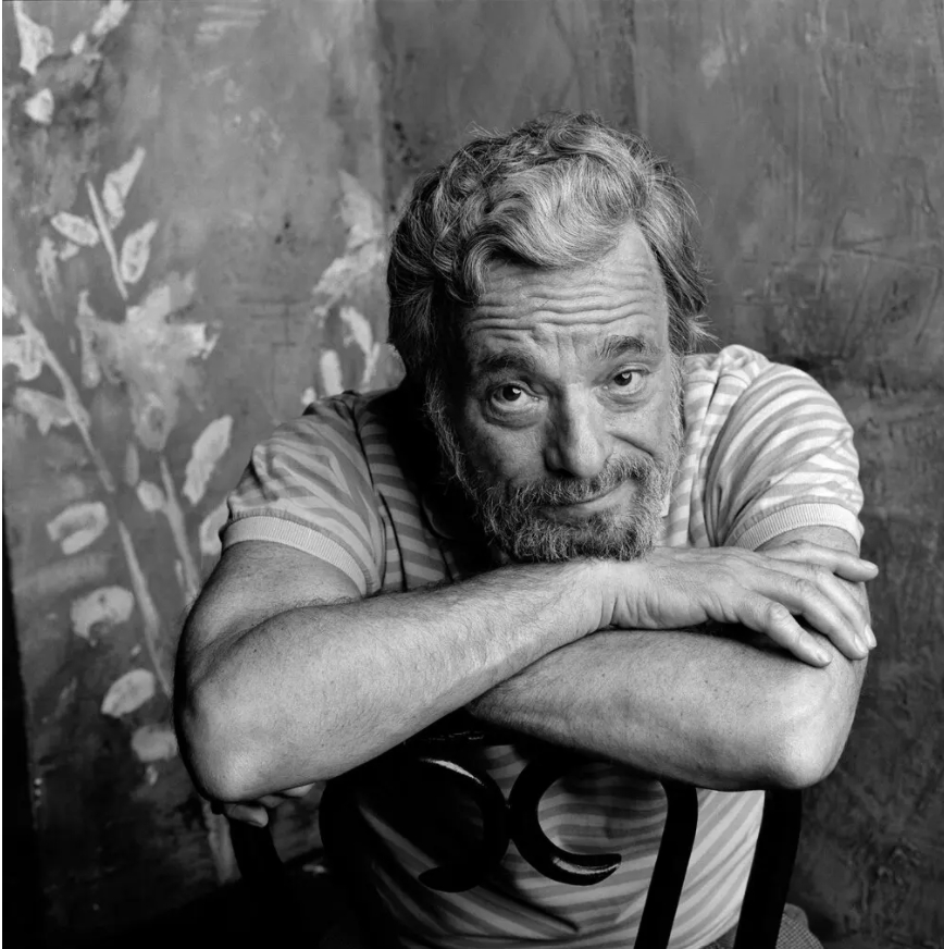 Stephen Sondheim, uno de los titanes de la composición de canciones en Broadway, murió este viernes en su casa en Roxbury, Connecticutm
Stephen Sondheim, uno de los titanes de la composición de canciones en Broadway, murió este viernes en su casa en Roxbury, Connecticutm
