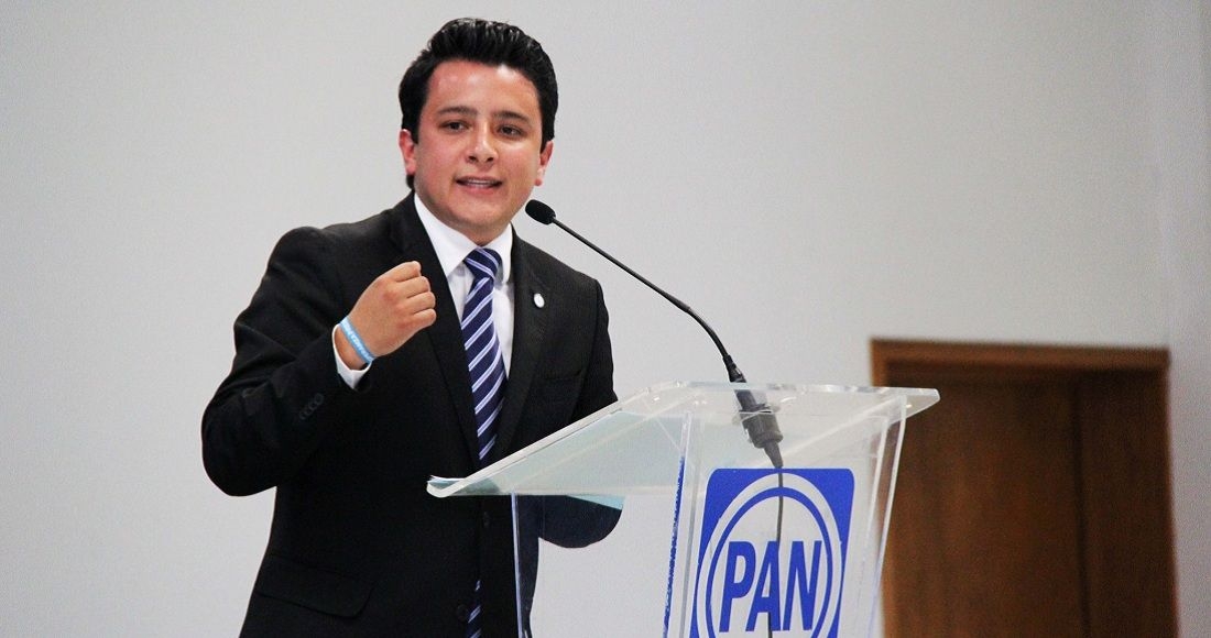No sólo una denuncia pesa contra el panista, una joven de nombre María evidenció que desde el 2017 existe una demanda, pero la FGE de Guanajuato le ha dado carpetazo No sólo una denuncia pesa contra el panista, una joven de nombre María evidenció que desde el 2017 existe una demanda, pero la FGE de Guanajuato le ha dado carpetazo