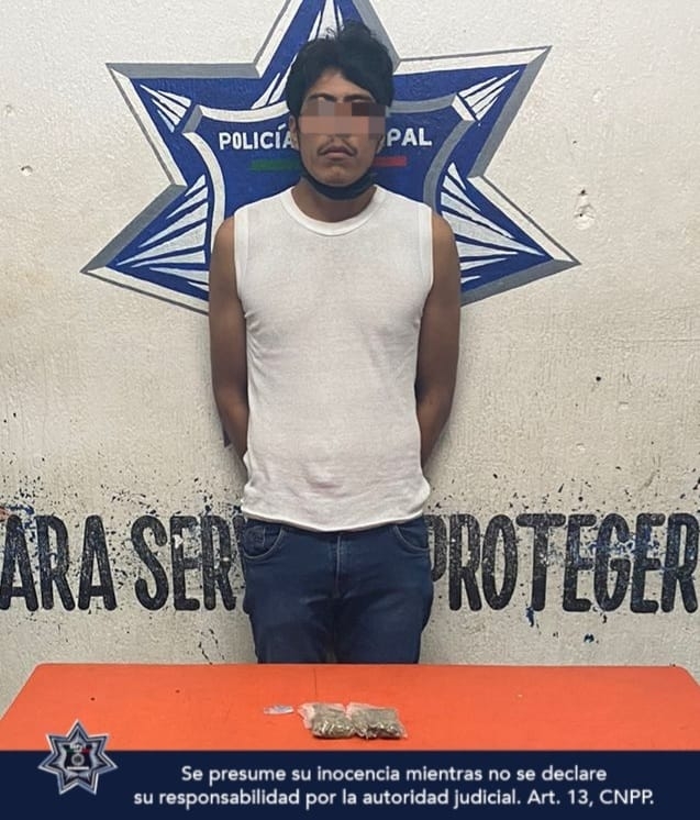 Unidad canina identifica a un hombre con varias dosis de droga tras una revisión en un filtro de seguridad