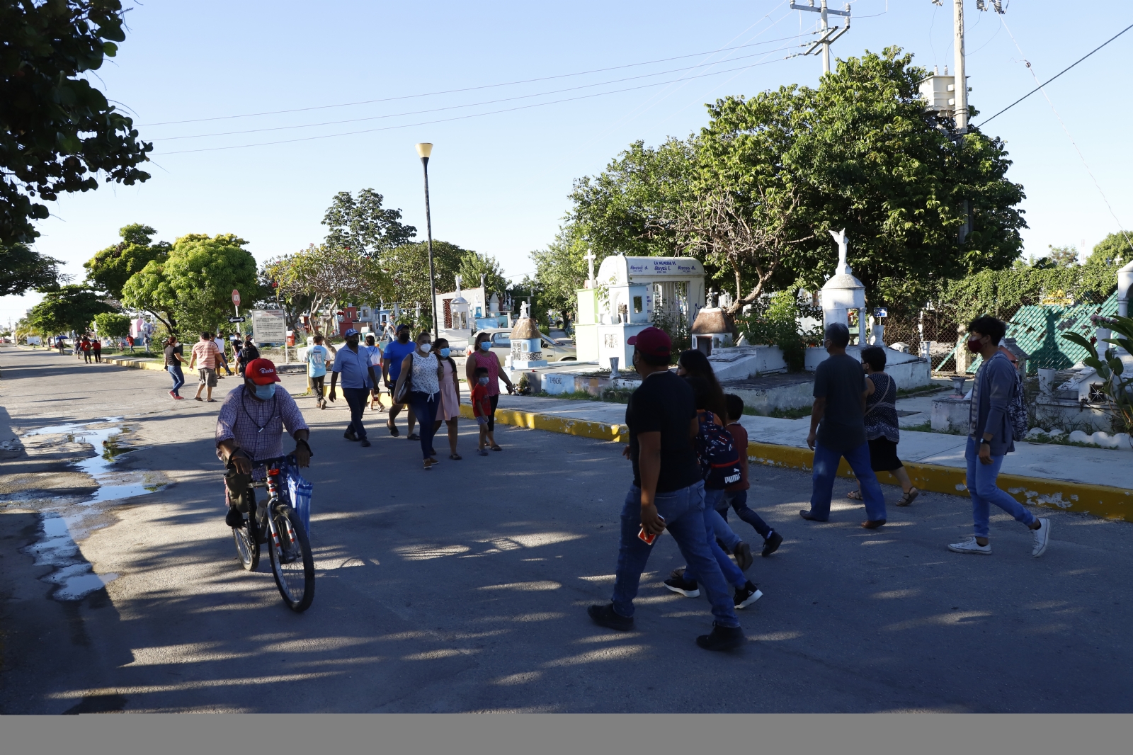 Hoy se cumplen 200 años de la inauguración del Cementerio General de Mérida, por lo que se instalará una placa conmemorativa Hoy se cumplen 200 años de la inauguración del Cementerio General de Mérida, por lo que se instalará una placa conmemorativa
