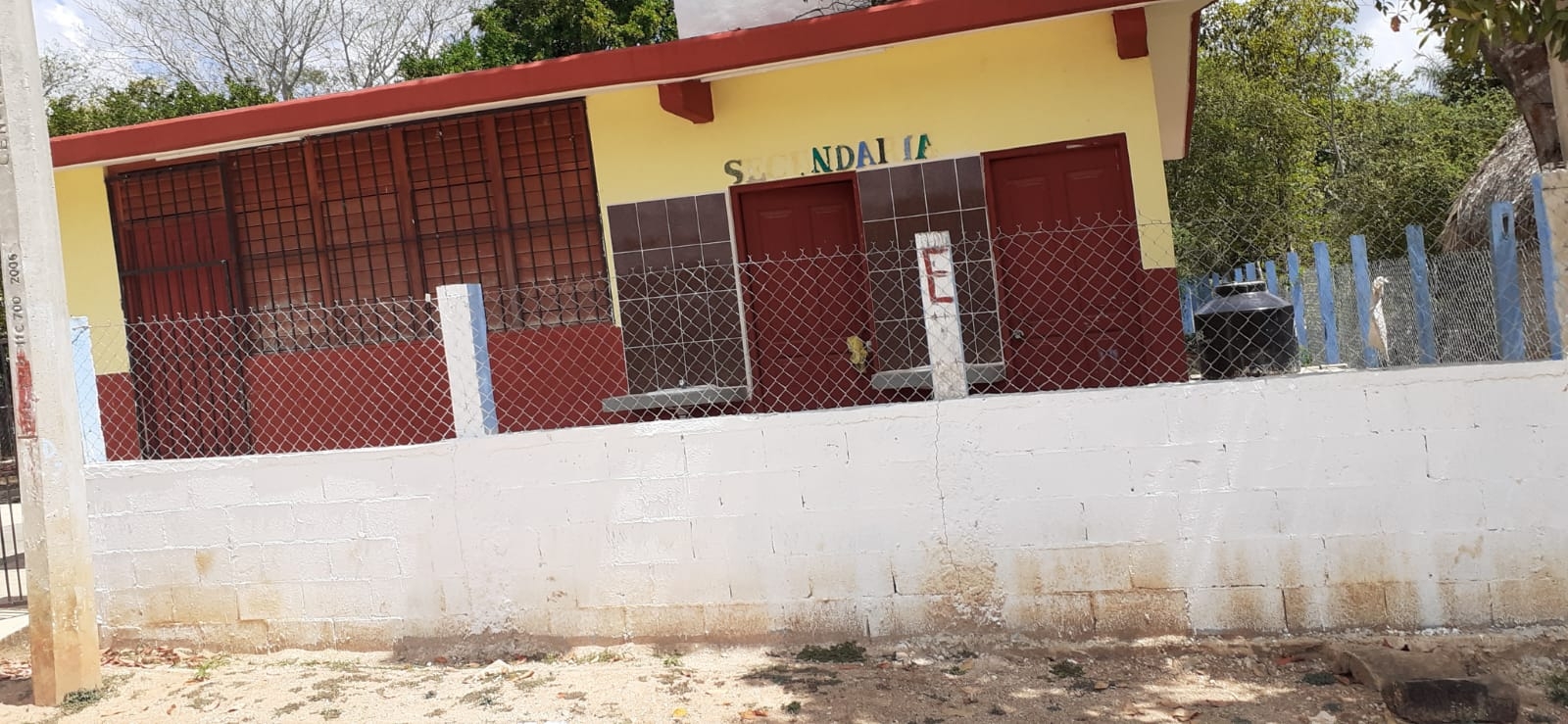 Únicamente los profesores de primaria ya se encuentran cubriendo su turno laboral de manera normal