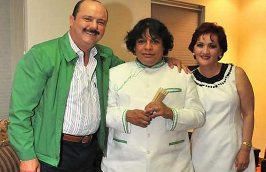 Duarte era amigo personal del cantante de Juárez quien se presentó en uno de sus cumpleaños