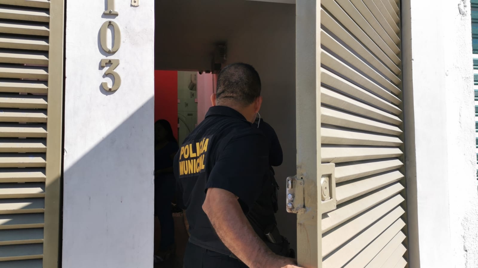 Los hechos ocurrieron cerca de la 13:40 horas, cuando se recibió una llamada a la central del 911