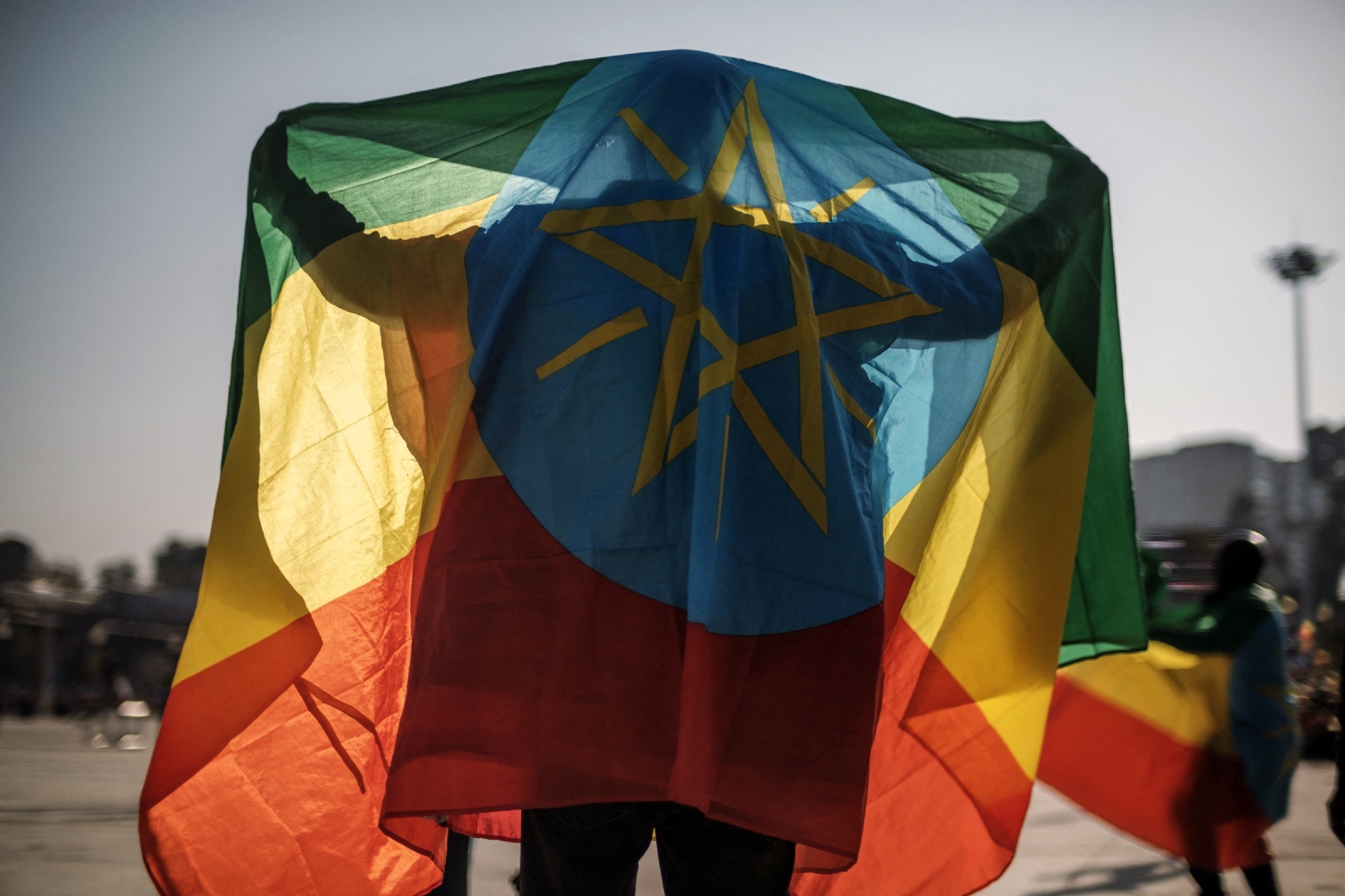 Grupos de derechos humanos, entre ellos Amnistía Internacional, han denunciado estas medidas de emergencia Grupos de derechos humanos, entre ellos Amnistía Internacional, han denunciado estas medidas de emergencia