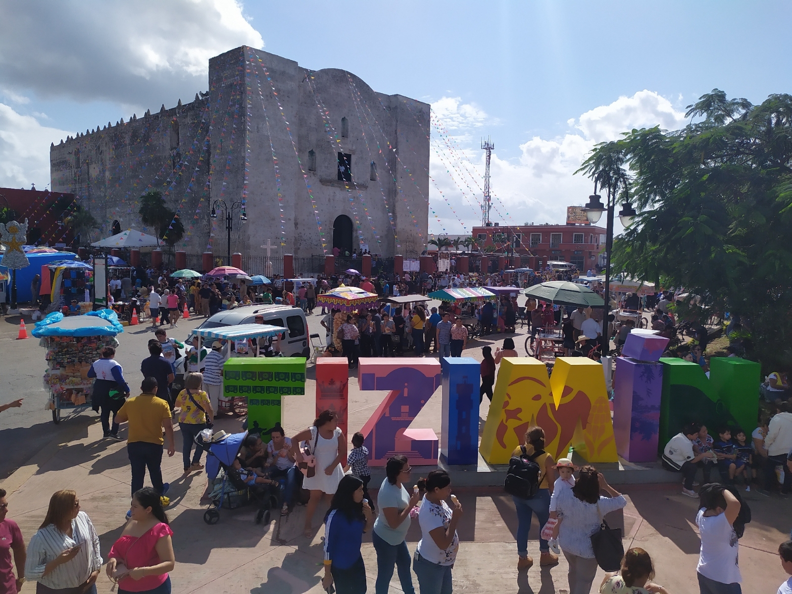 La historia registra que, en 1902, el municipio perdió más de la mitad de su extenso territorio al crearse el Estado de Quintana Roo La historia registra que, en 1902, el municipio perdió más de la mitad de su extenso territorio al crearse el Estado de Quintana Roo