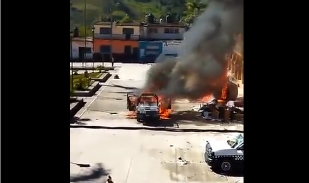 La alcaldesa dejó plantados a los pobladores, luego de haberlos citado este miércoles La alcaldesa dejó plantados a los pobladores, luego de haberlos citado este miércoles