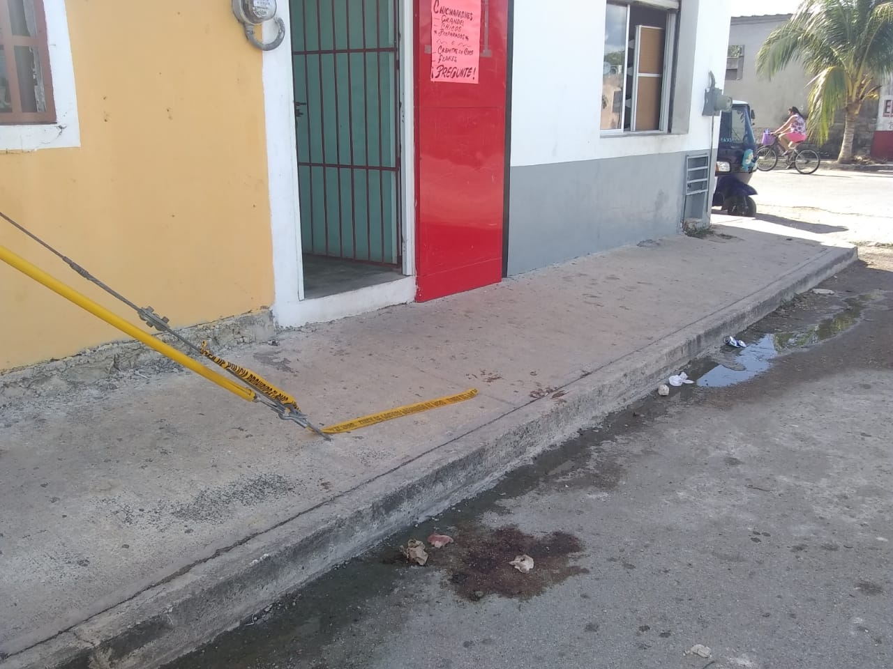 Agresión a balazos deja a un joven muerto y un herido en Mérida