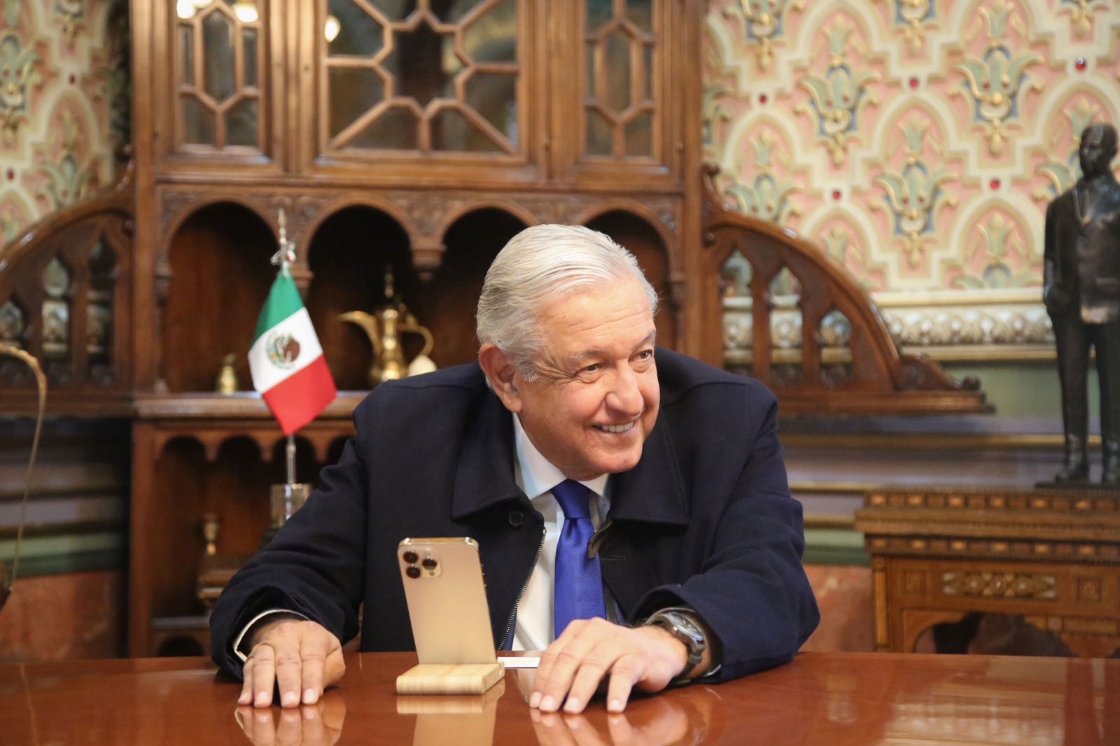 El presidente apuntó que “es un gusto poder trabajar en coordinación con una mujer perseverante” El presidente apuntó que “es un gusto poder trabajar en coordinación con una mujer perseverante”
