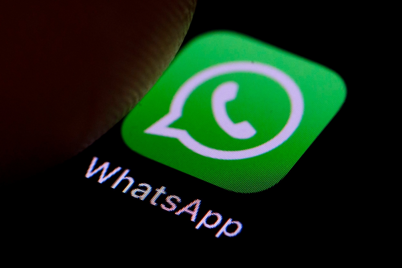 Con esta opción, tu aplicación pasará de tener el característico color verde a uno dorado