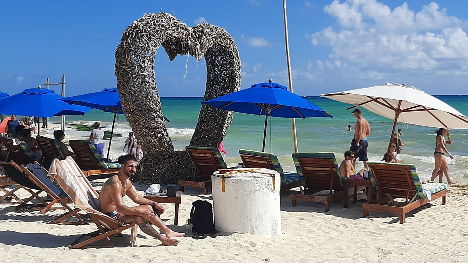 Sólo 20% de los visitantes llegan de fiesta, el resto disfruta de los atractivos de Playa del Carmen, indican hoteleros Sólo 20% de los visitantes llegan de fiesta, el resto disfruta de los atractivos de Playa del Carmen, indican hoteleros