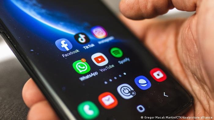 A través de Twitter, se dio a conocer que algunas redes sociales de META tienen fallas.