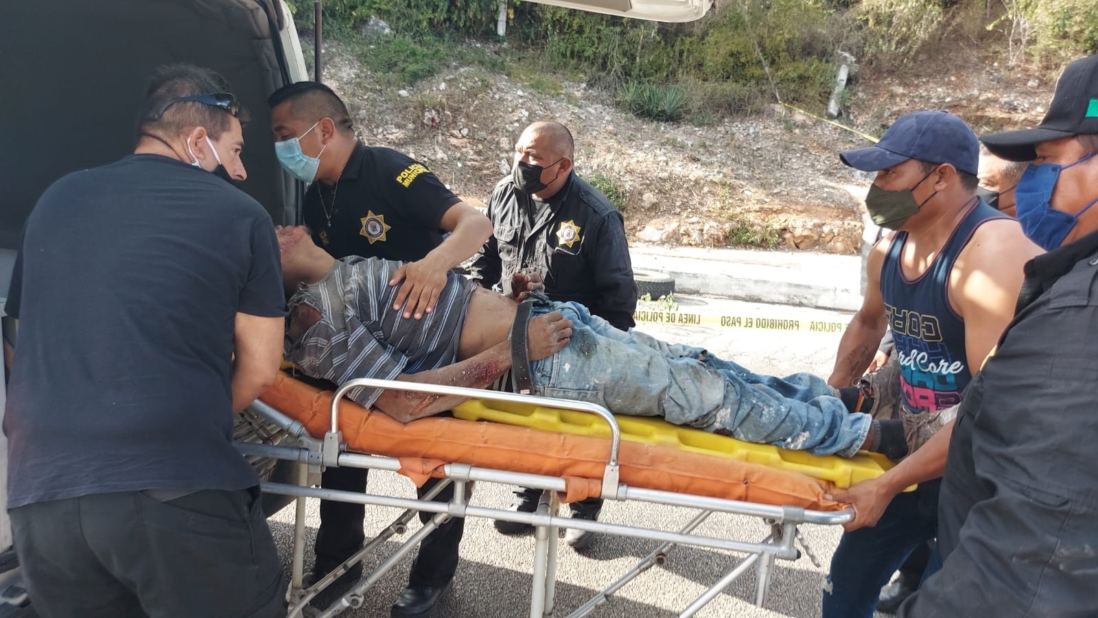 La unidad se estrelló contra la base del cerro de laja tras dar un aparente zigzagueo por la pérdida de control de la guía, la cual fue impulsada por la velocidad que llevaba La unidad se estrelló contra la base del cerro de laja tras dar un aparente zigzagueo por la pérdida de control de la guía, la cual fue impulsada por la velocidad que llevaba