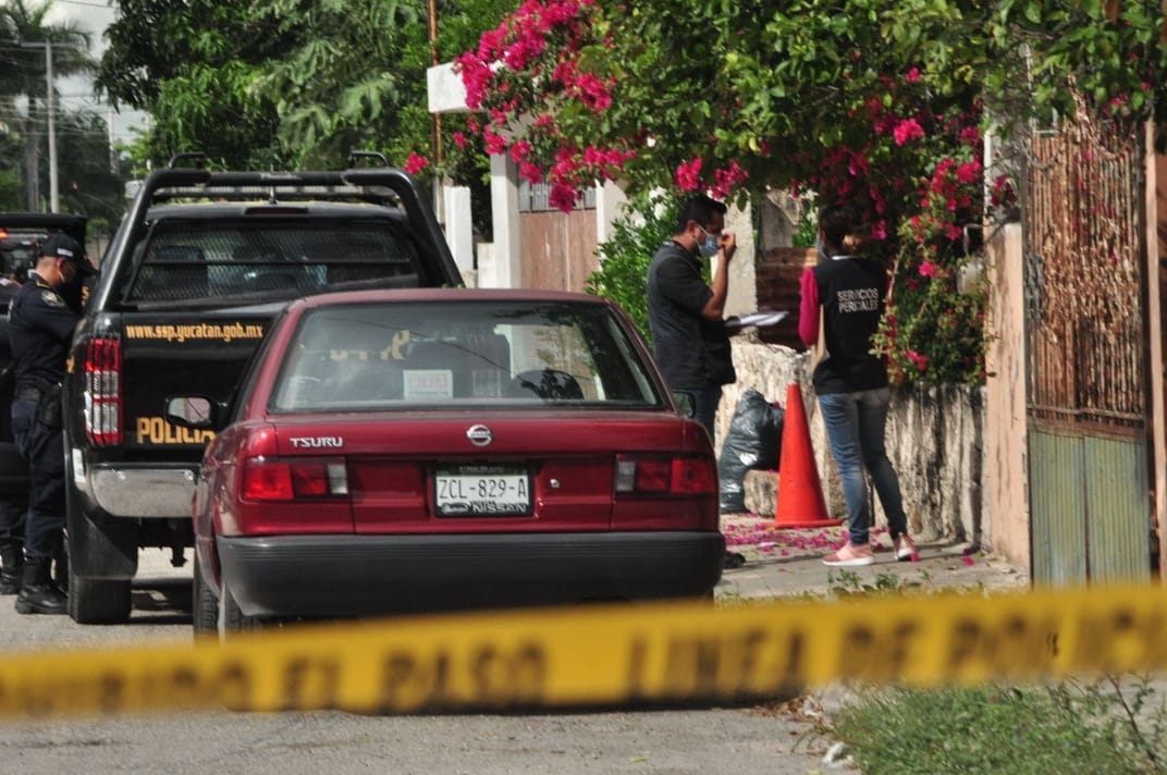 El hombre había desaparecido desde hace dos días, por lo que su amigo fue a verlo a su casa El hombre había desaparecido desde hace dos días, por lo que su amigo fue a verlo a su casa