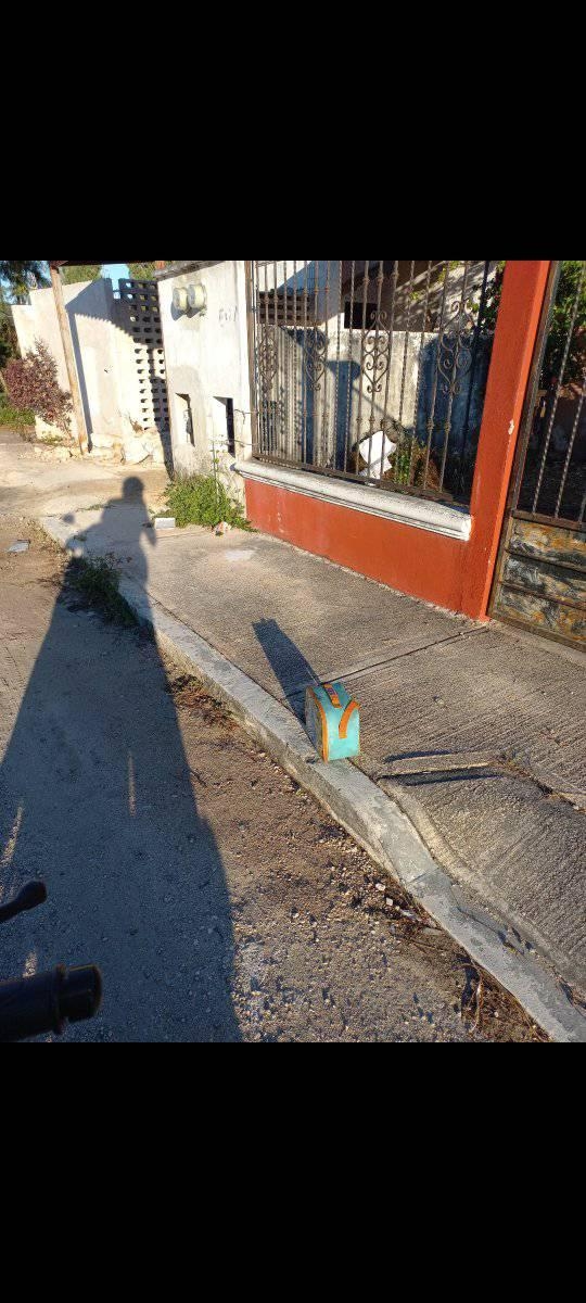 El hombre recuperó la lonchera de su hijo El hombre recuperó la lonchera de su hijo