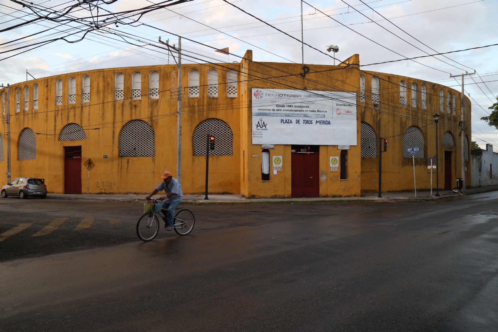 El cartel de Año Nuevo estará conformado por el colombiano Andrés Rozo, además de Luis Pimentel y Fauro Aloi