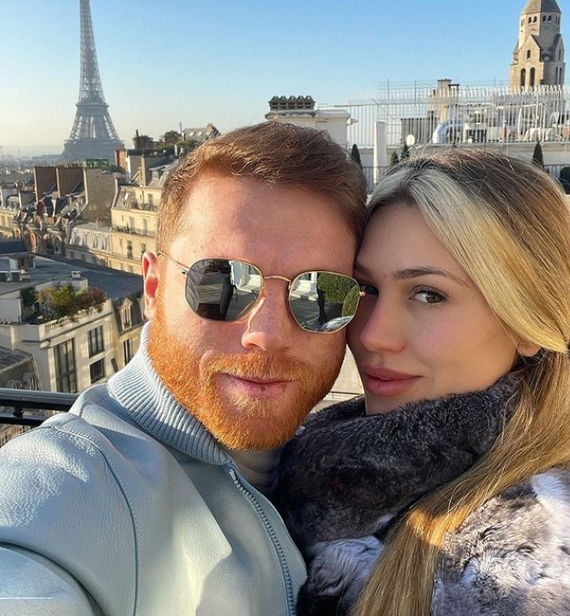 Saúl “Canelo” Álvarez, celebró, junto con su esposa, Fernanda Gómez, la llegada del Año Nuevo en las playas de Miami Saúl “Canelo” Álvarez, celebró, junto con su esposa, Fernanda Gómez, la llegada del Año Nuevo en las playas de Miami