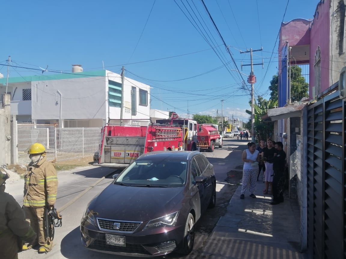 Ninguna persona resultó lesionada, ya que que el fuego fue controlado de manera casi inmediata por los habitantes de la vivienda Ninguna persona resultó lesionada, ya que que el fuego fue controlado de manera casi inmediata por los habitantes de la vivienda