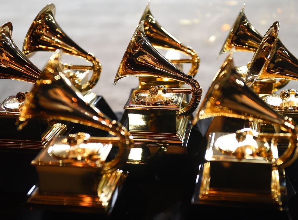 Los premios más importantes de la música internacional serán postergados por los contagios de ómicron. Foto: AFP vía Getty Images