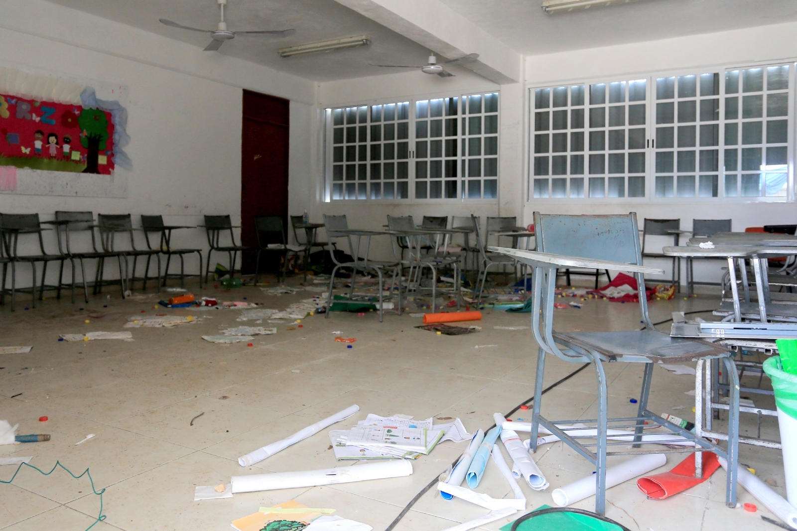 Los Centros de Atención Múltiple en Cancún no han sido considerados dentro del plan de la SEQ en mantenimiento de escuelas
