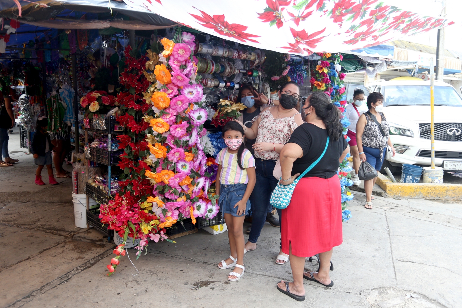 Otro de los productos estrella son las series de luces, las cuales deben tener un precio máximo de 280 pesos