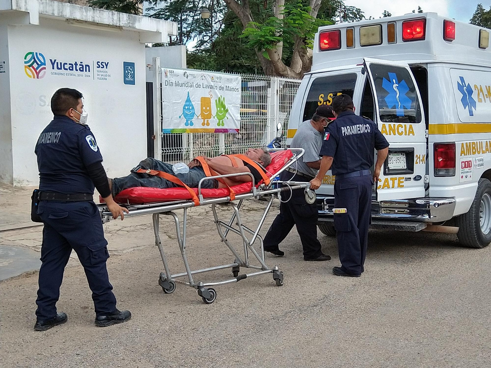 El sexagenario se quejaba de fuerte dolor en brazos, espalda y tórax El sexagenario se quejaba de fuerte dolor en brazos, espalda y tórax